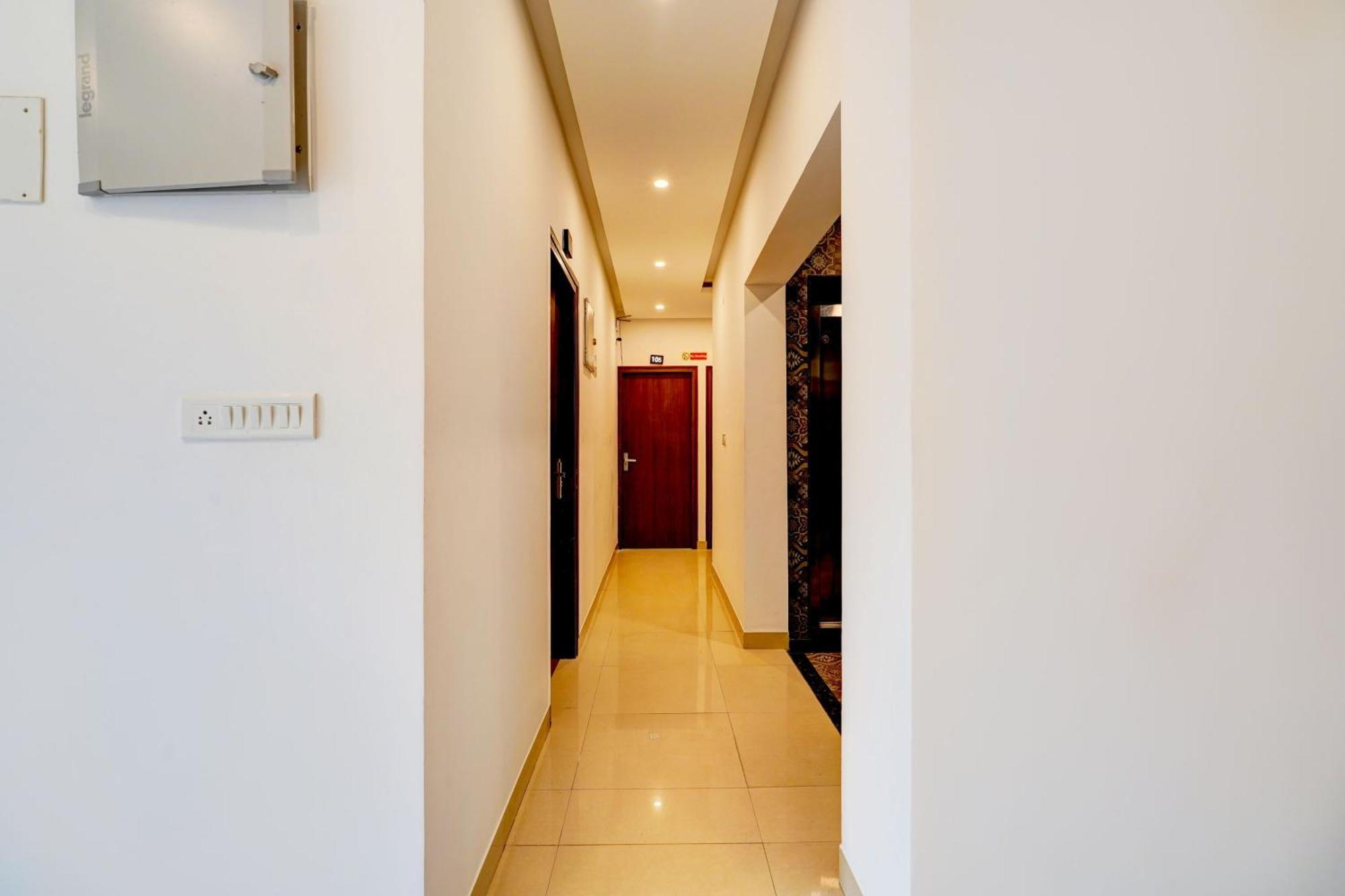 Townhouse Hebbal Bhadrappa Layout Бангалор Экстерьер фото